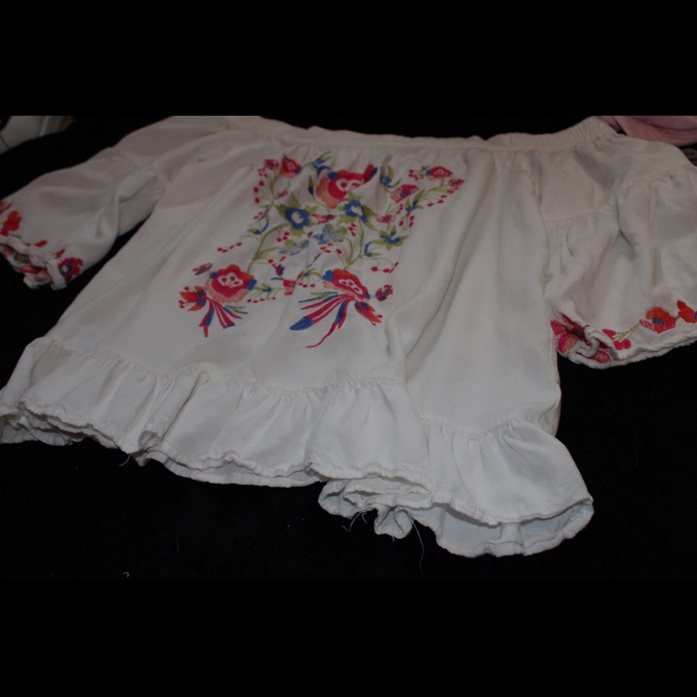 off the shoulder cute top